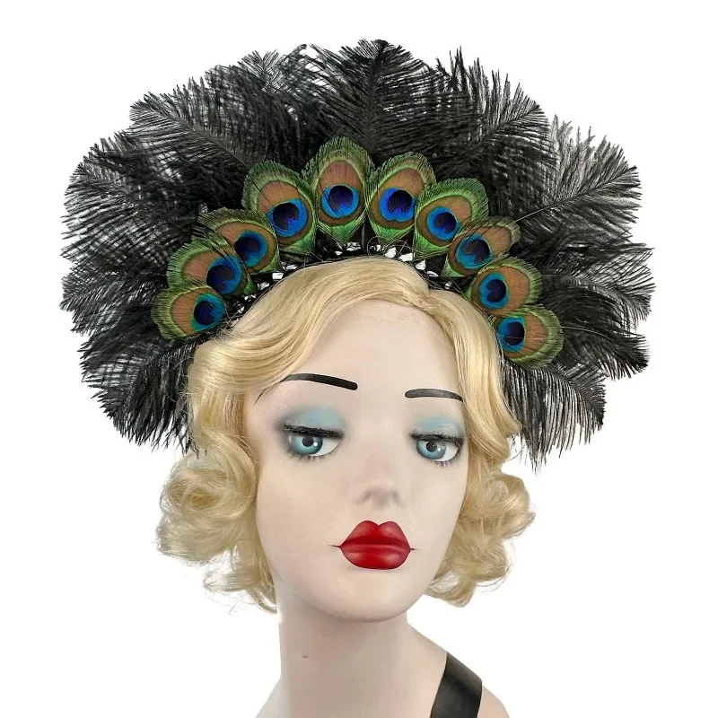 Corona halo con plumas en estilo años 20