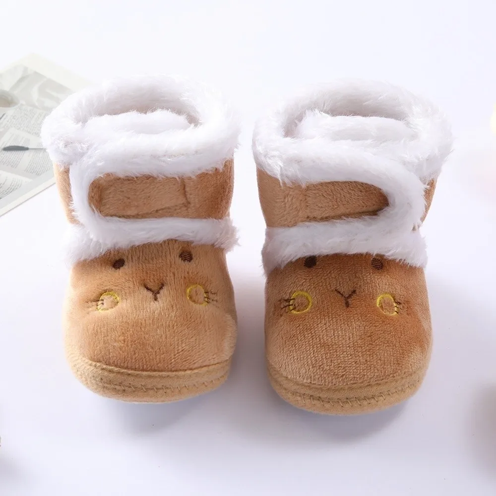 Zapatillas antideslizantes de invierno para bebé con osito animado - imagen 2