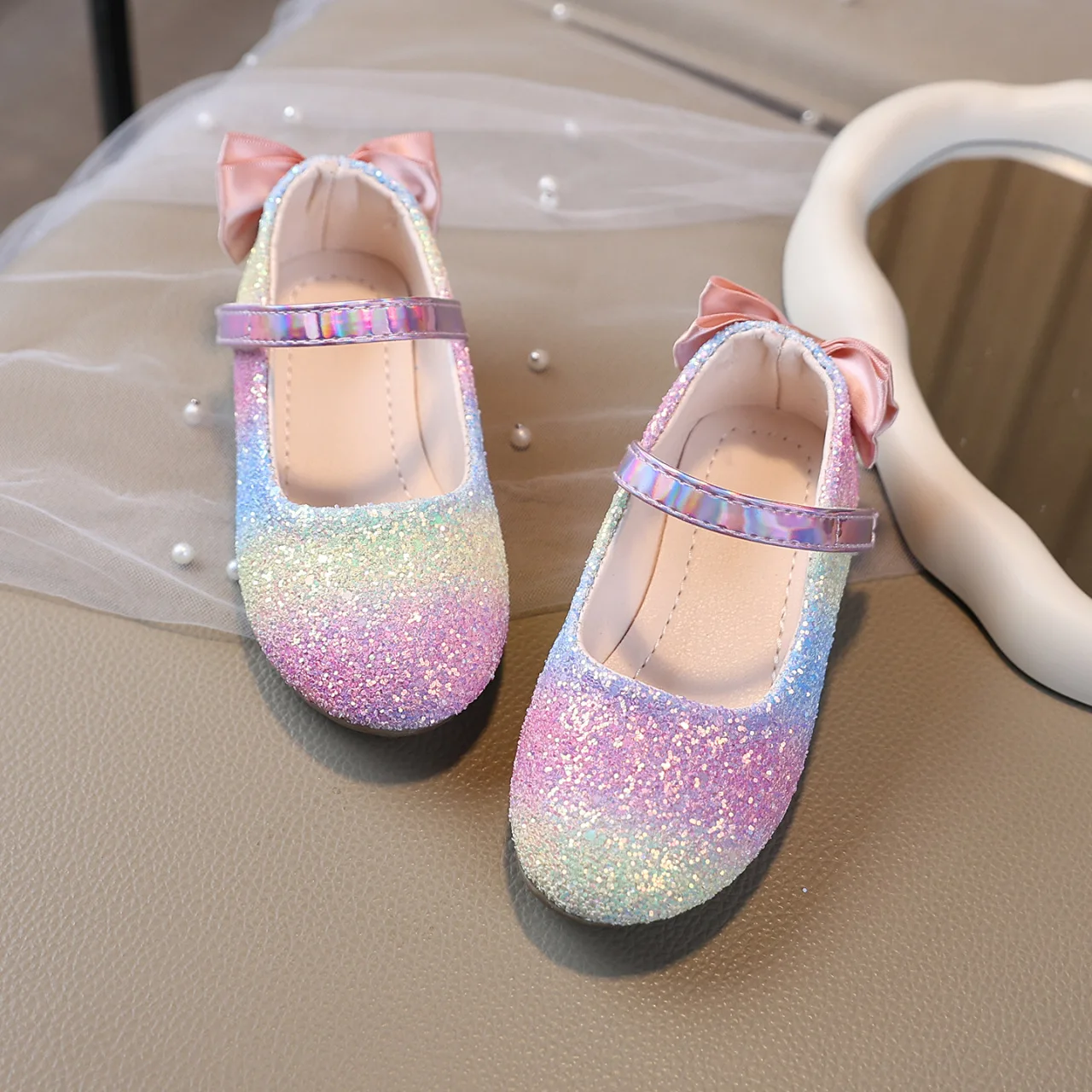 Zapatos Mary Jane de cuero para niña con suela suave y lentejuelas - imagen 5