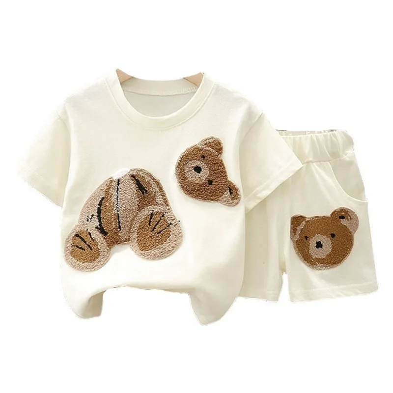 Conjunto de verano infantil con camiseta ilustrada y pants cortos - imagen 4