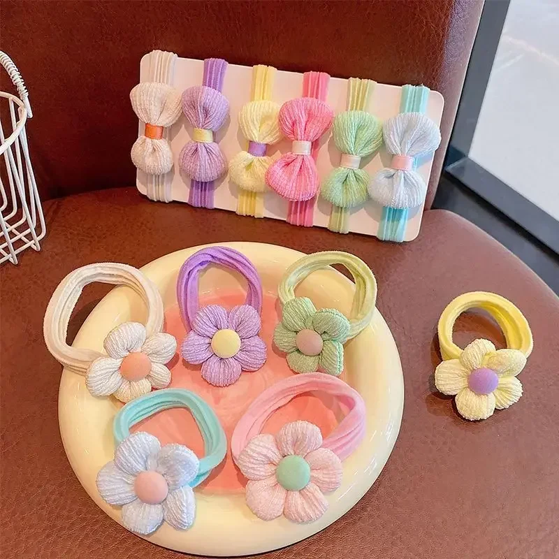 Bandas elásticas con flores para el pelo de niña - imagen 2
