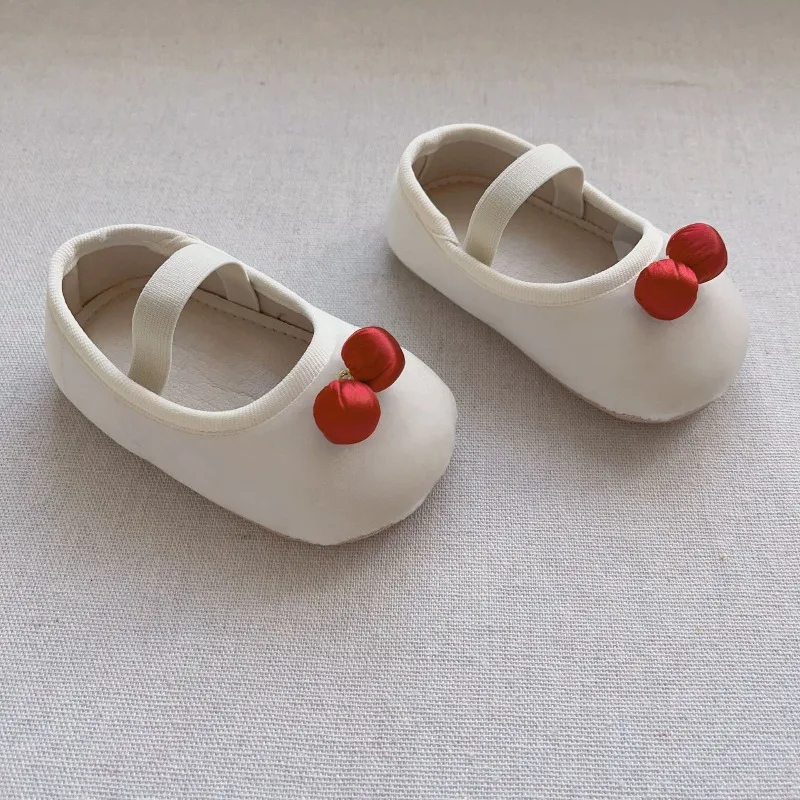 Zapatos de princesa en piel para primeros pasos bebé