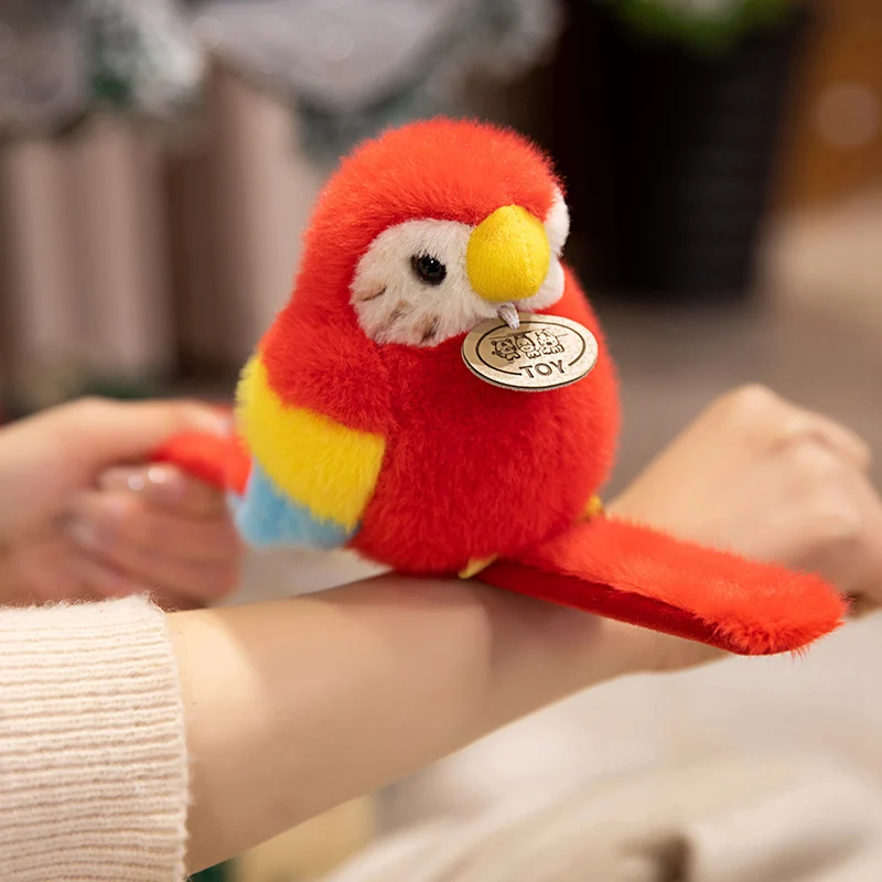 Llavero de peluche con diseño de animal