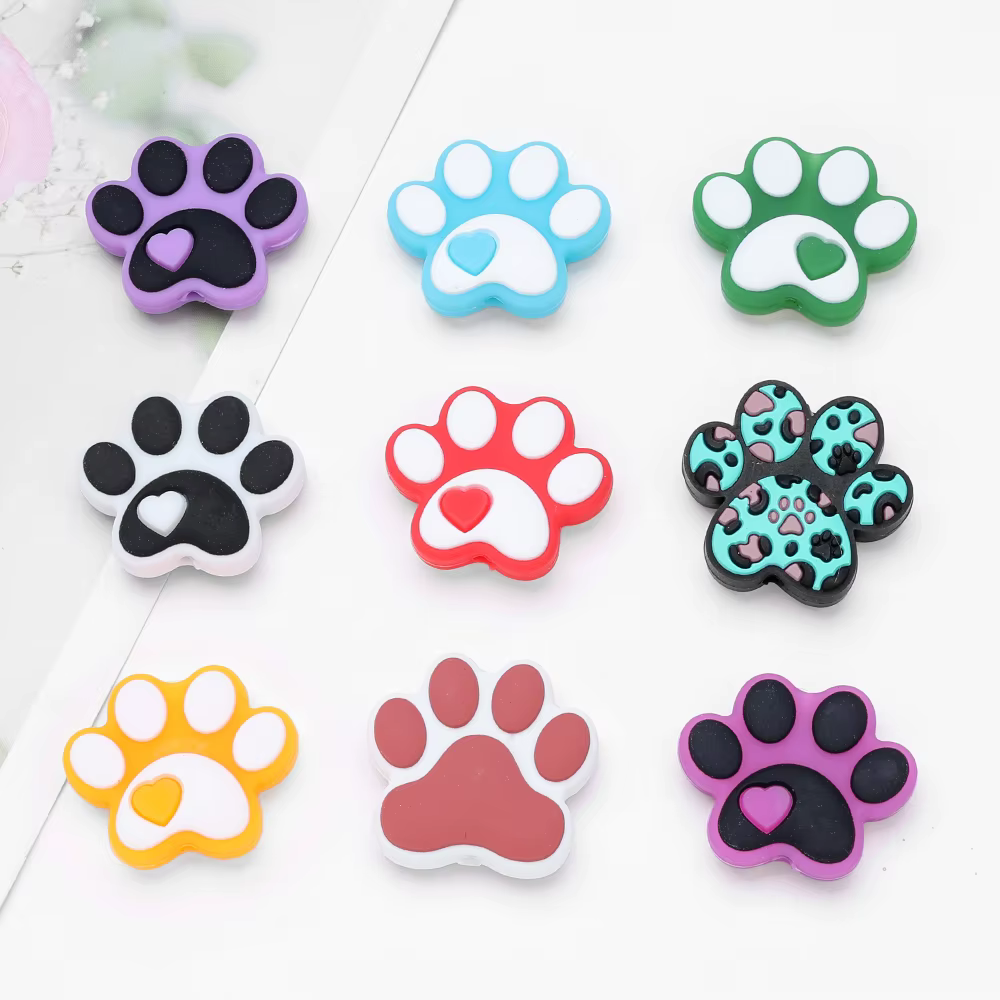 Cuentas silicona pata de oso color variado