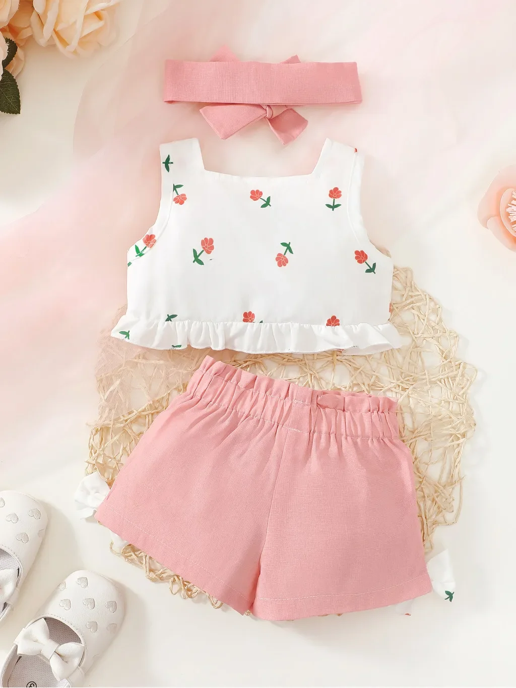 Pantalones cortos rosas del conjunto