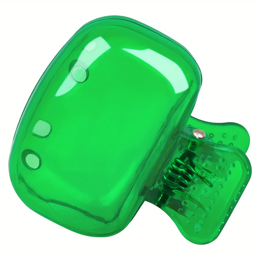 Estuche cerrado mostrando su tamaño compacto ideal para viajes