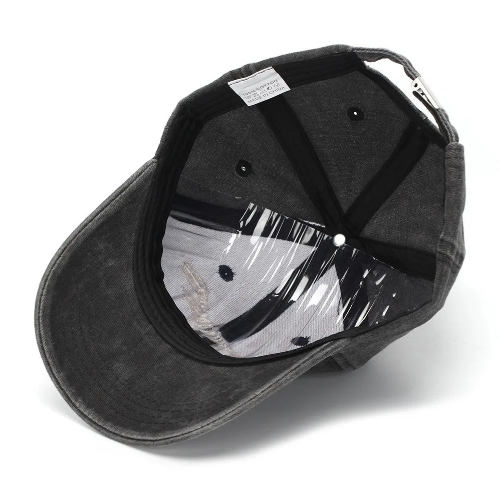 Gorra infantil en uso (deporte y exteriores)