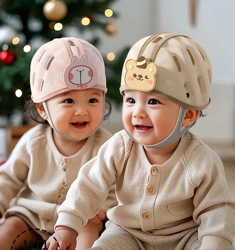Casco protector infantil con diseño colorido y divertido