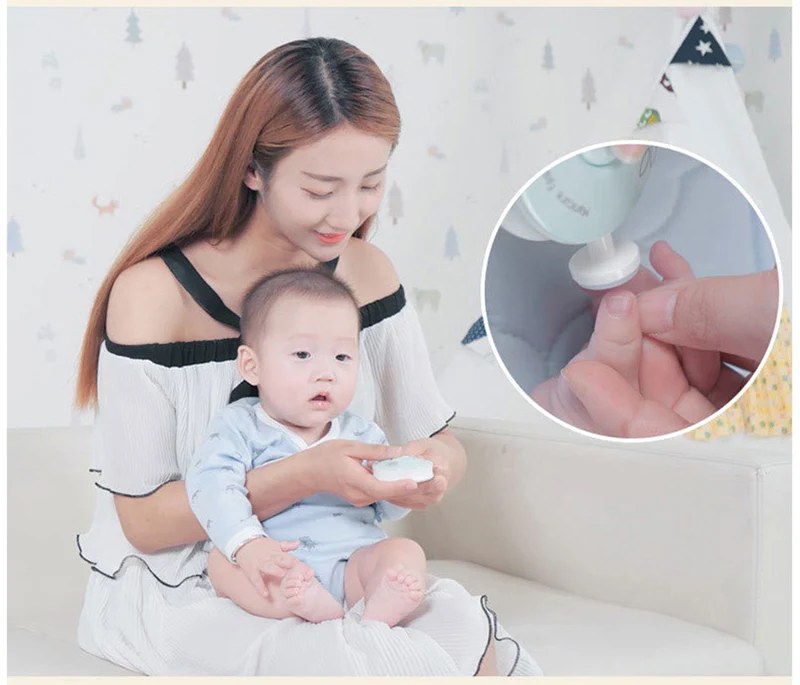 Kit de higiene para bebé con sus accesorios