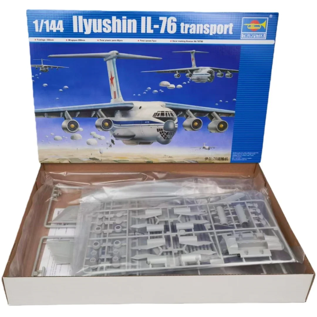 Detalle del modelo IL-76 1/144