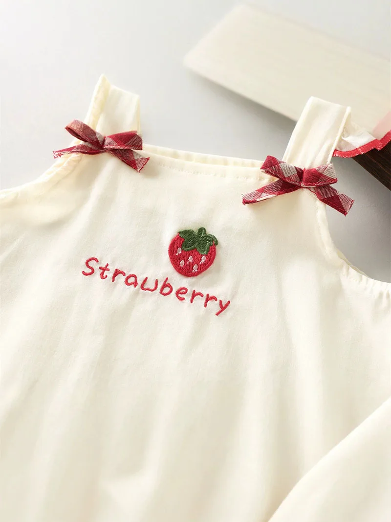 Vestido verano niña tipo peto con dibujos de conejitos y fresas - imagen 4