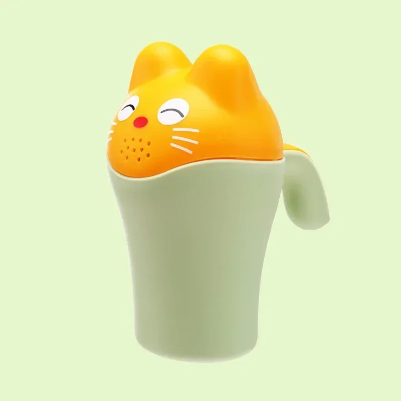 Taza dosificadora de baño para bebé recién nacido con oso
