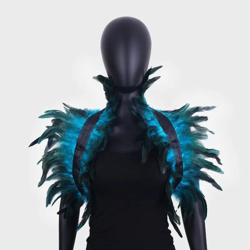 Capa de plumas gótica para Halloween y eventos especiales - imagen 2