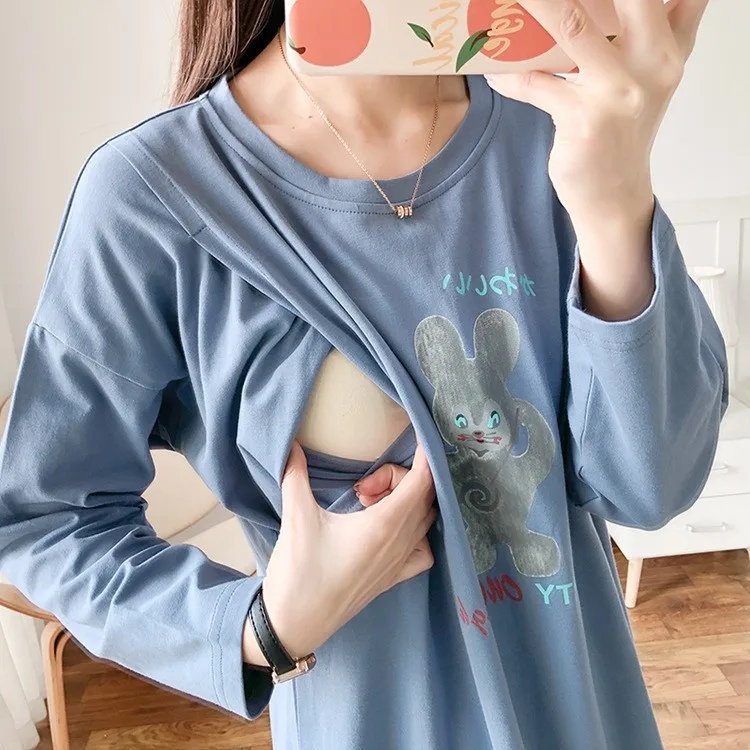 Camiseta de maternidad con estampado de conejo y oso – Suave y holgada