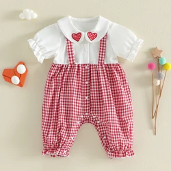 Mono niña en cuadros con botones y cuello de muñeca San Valentín