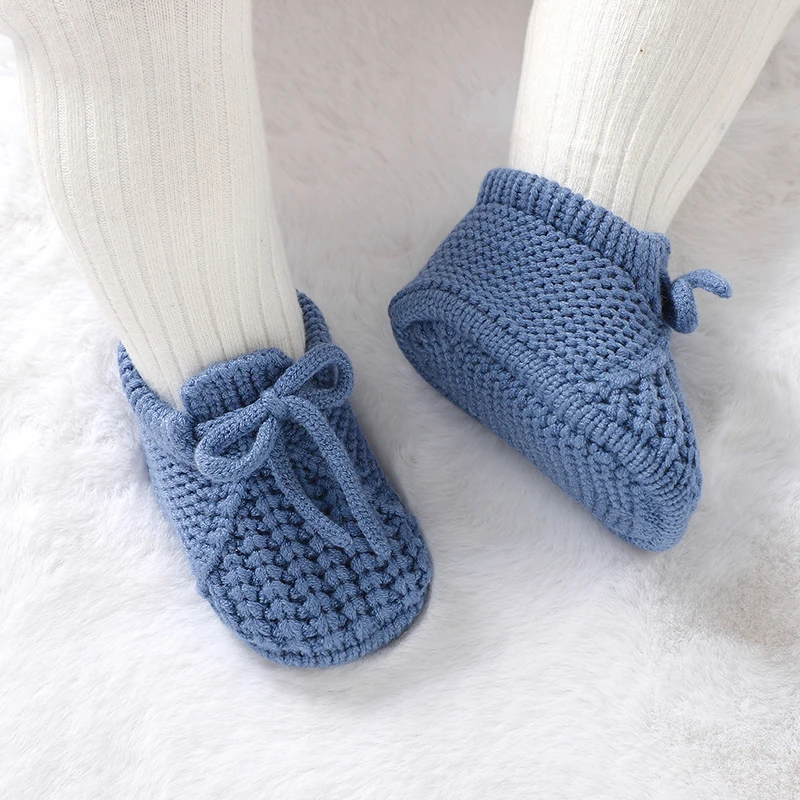 Zapatos de suela blanda para los primeros pasos del bebé - imagen 3
