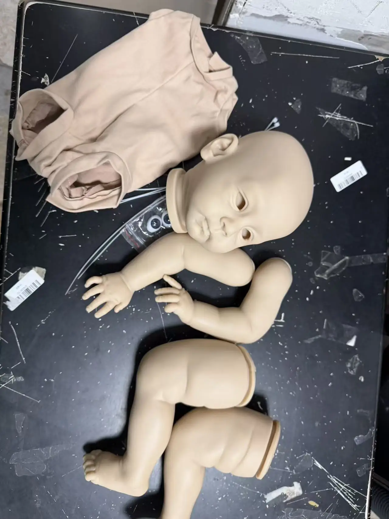 NPK Muñeca reborn Huxley para manualidades con cuerpo de tela y ojos - imagen 2