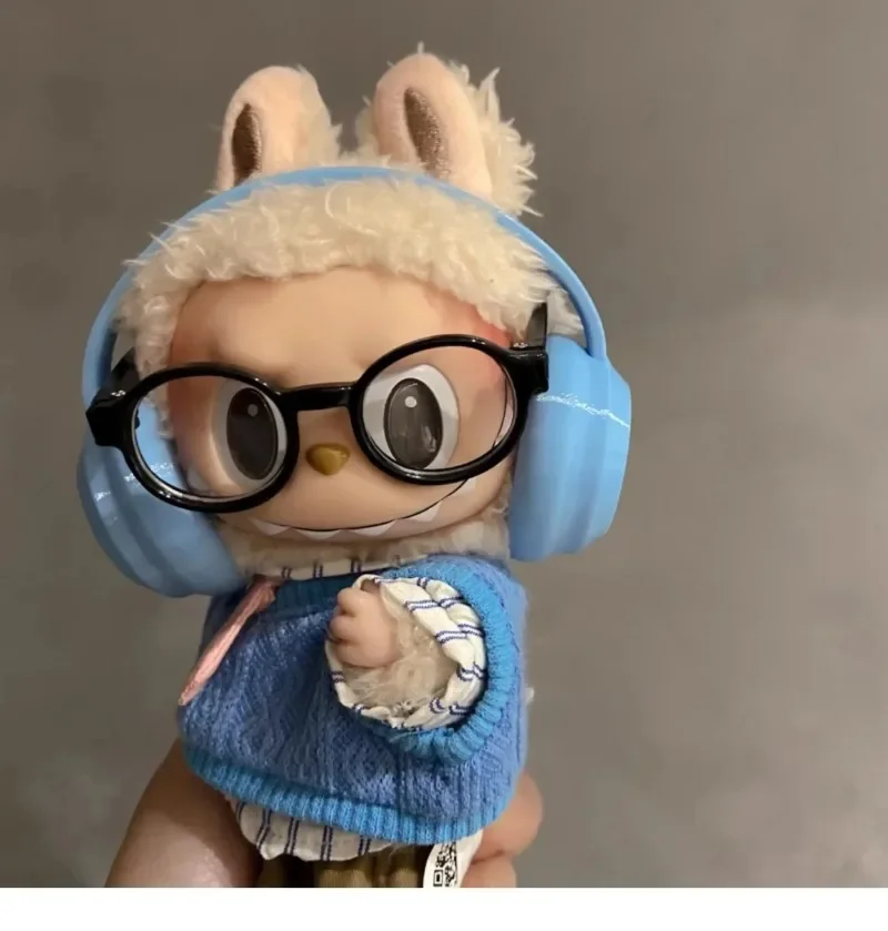LABUBU accesorios auriculares moda