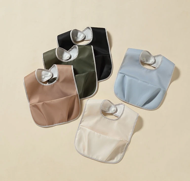 Babero bandana impermeable en uso