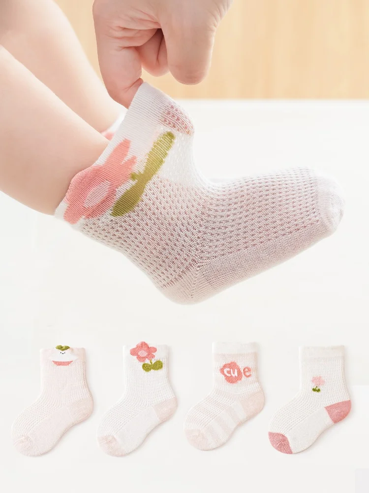 Chaussettes de verano finas infantiles con diseño