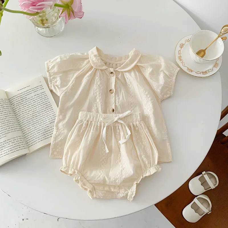 Conjunto de algodón transpirable para niña: camiseta y bombachos