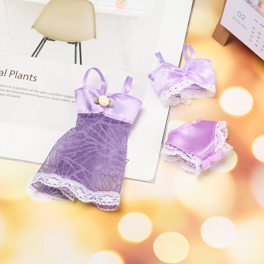 Conjunto de ropa para muñecas – Pijama y vestido de noche - imagen 2