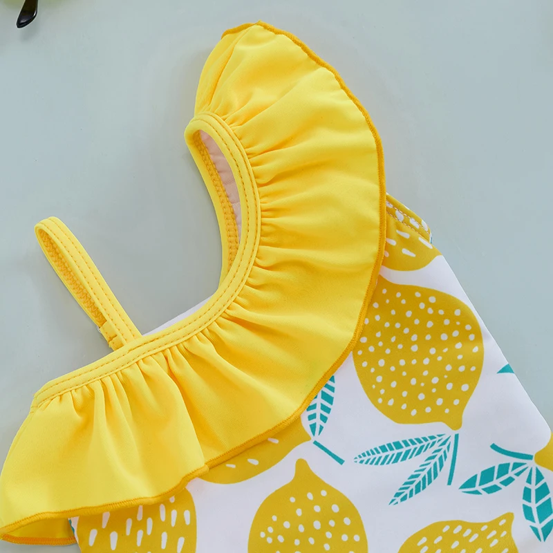 Tregren bañador niña verano hombros descubiertos estampado limones - imagen 3