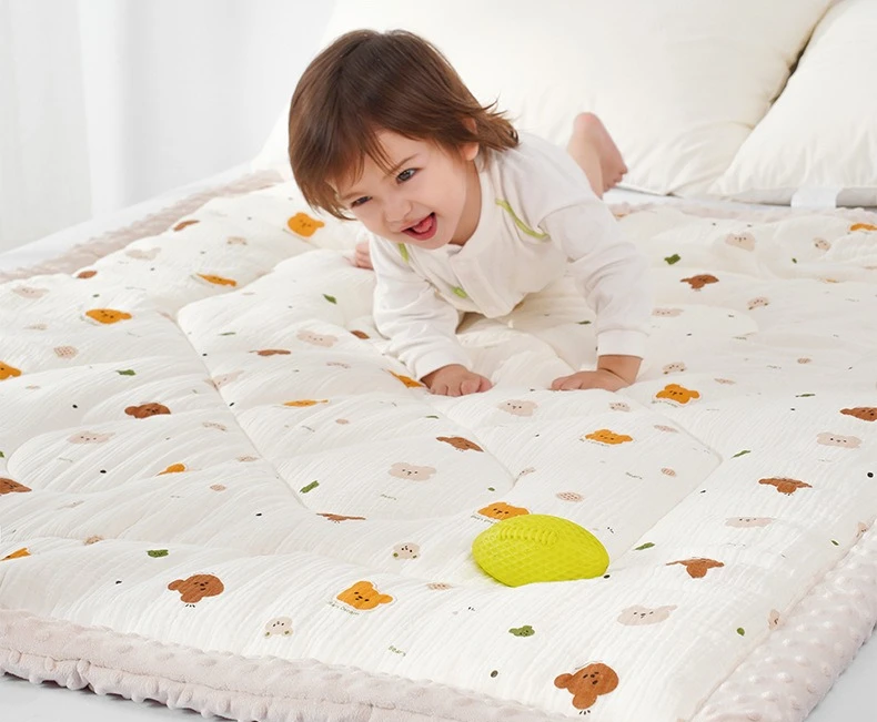 Edredón de guardería con estampado infantil