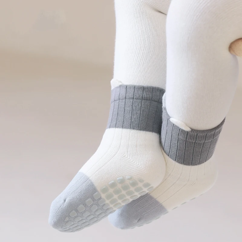 Calcetines antideslizantes de algodón para bebés y niños – interiores - imagen 3