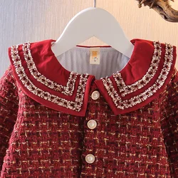 Conjunto de otoño para niña: abrigo a cuadros y vestido de princes