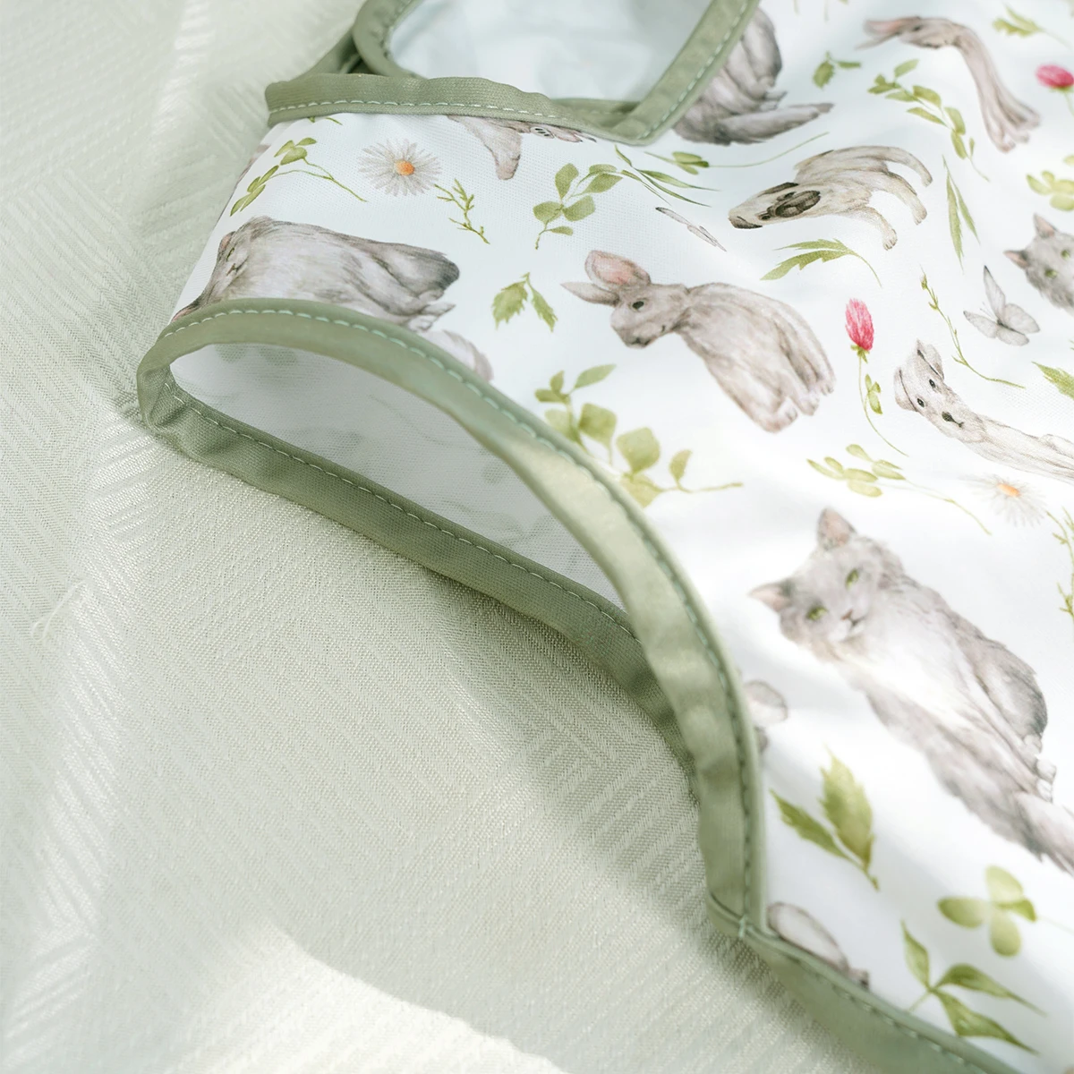 HappyFlute Babero impermeable antibabas – Lavable y seguro - imagen 3