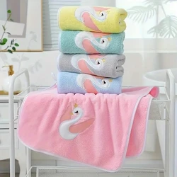 Toalla de baño absorbente y suave para bebé