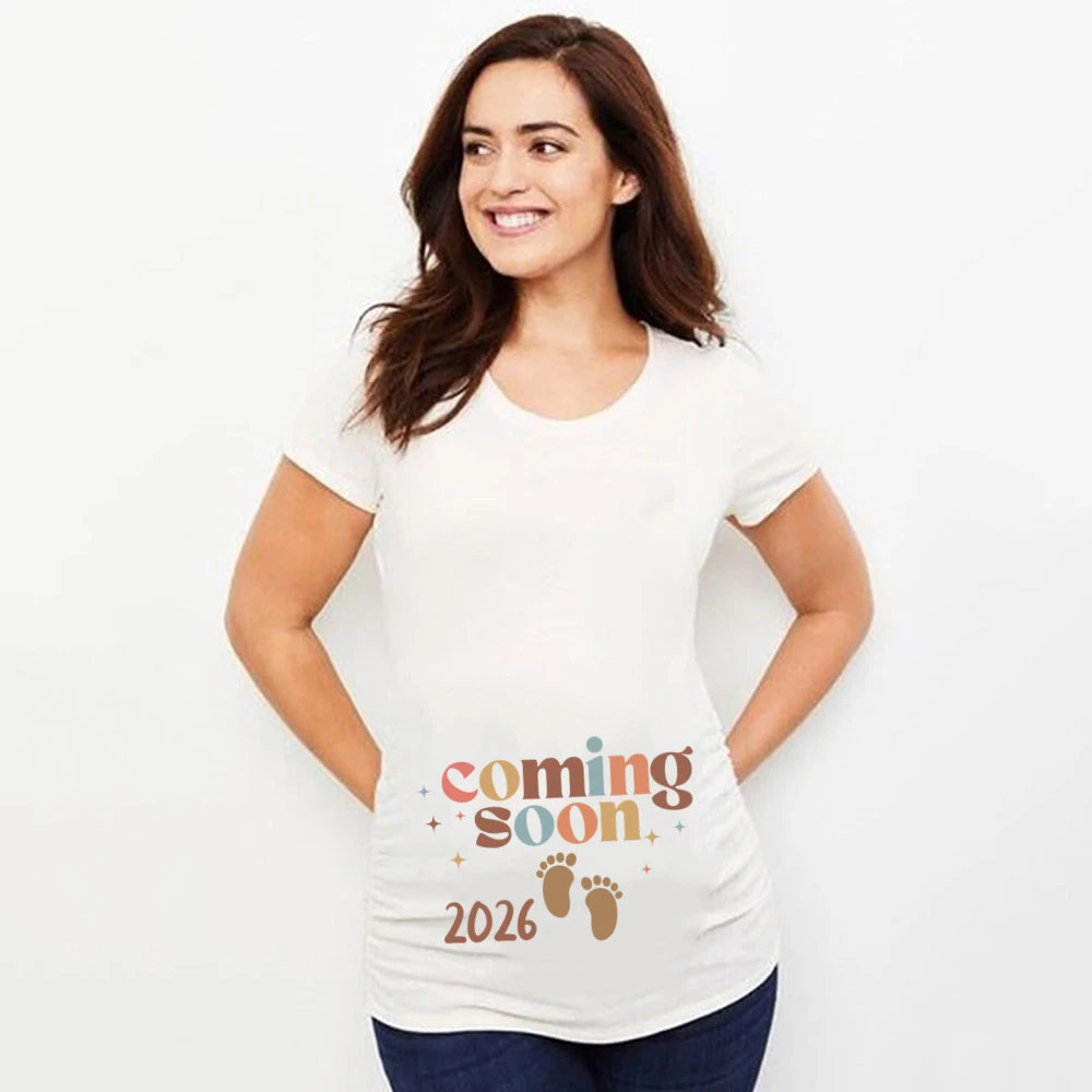Look completo con la camiseta de maternidad