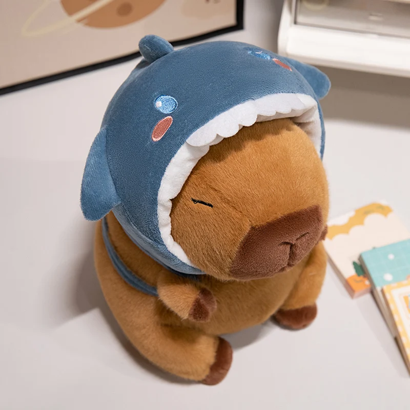 Peluche con look de personaje