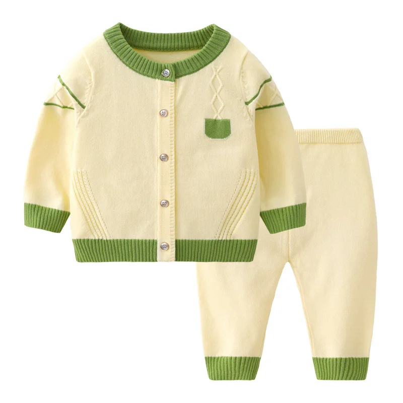 Conjunto bebé de punto para primavera y otoño: abrigo, pantalón - imagen 2