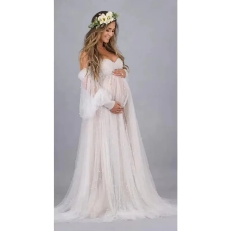 Vestido de maternidad largo en hilo blanco con perlas densas - imagen 3