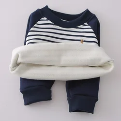 Conjunto bebé otoño-invierno a rayas: camiseta térmica y pantalón