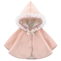 Chaqueta bebé de encaje y malla polar con capucha rosa princesa