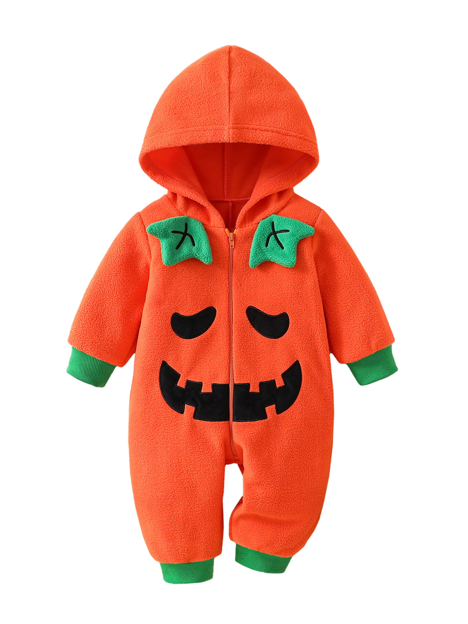 Bebé con el pelele de calabaza Tregren, vista frontal del mono con capucha