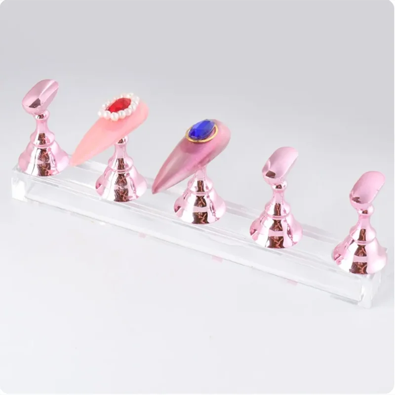 Soporte magnético para uñas acrílicas con tablero de ajedrez