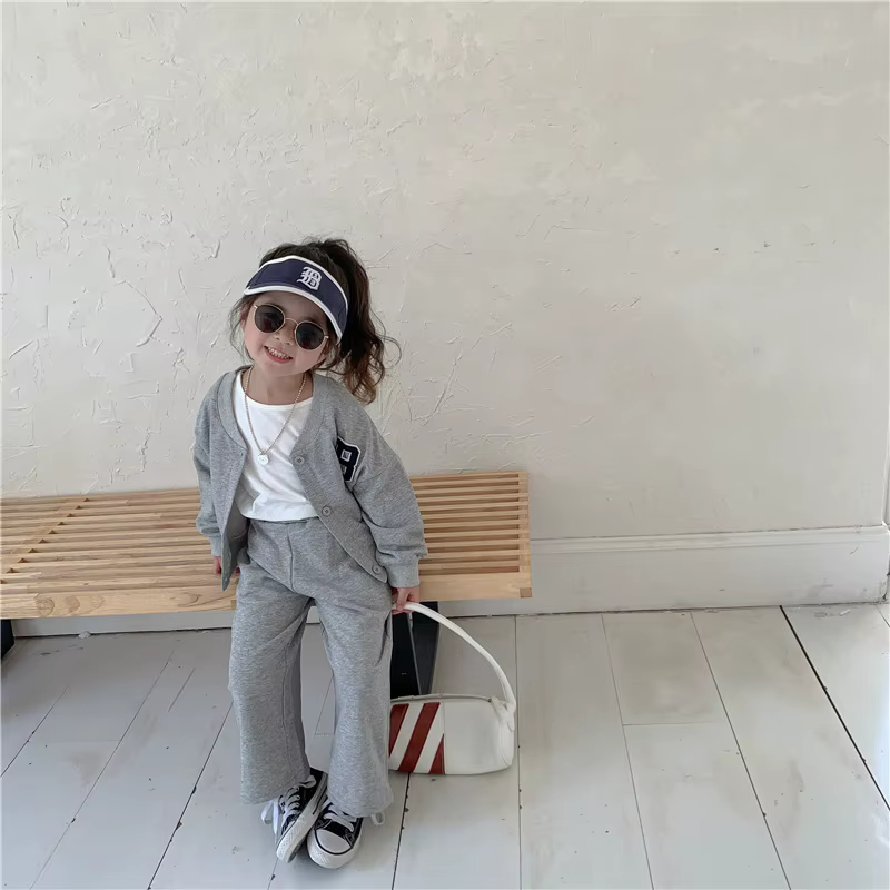 Conjunto deportivo niña blusa manga larga y pantalón cómodo - imagen 4