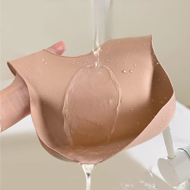 Babero de silicona impermeable ultra suave con bolsillo grande