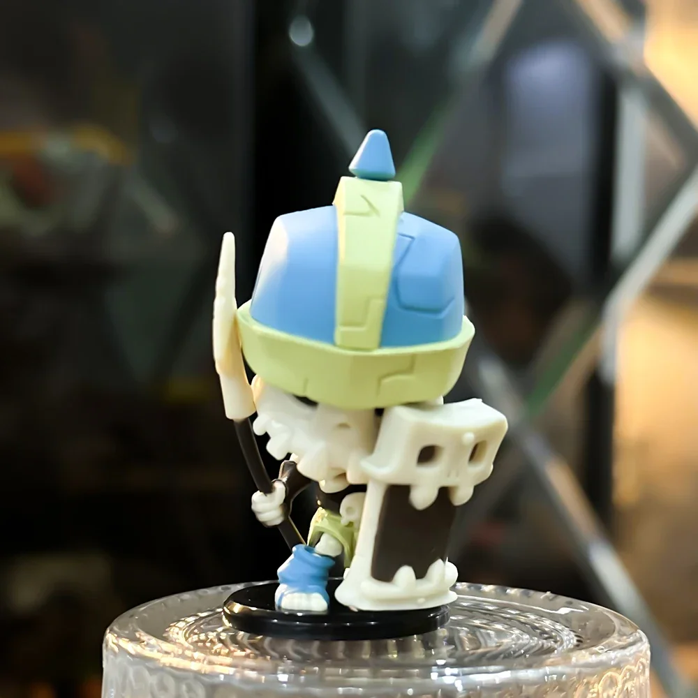Figura coleccionable Krosmaster Blast Nox con base - imagen 2