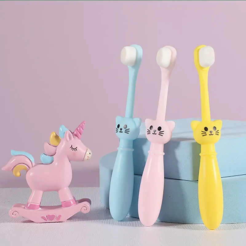 Cepillo de dientes infantil con cerdas suaves y diseño gatuno - imagen 5