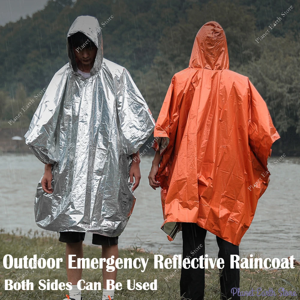 Impermeable con capucha en color verde oliva