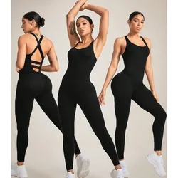 Mono deportivo de yoga elástico sin costuras con tirantes