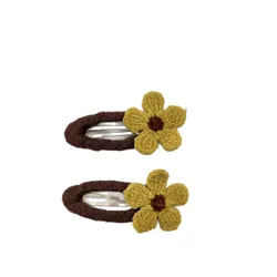 Pinzas para el pelo de bebé tejidas a mano con flecos florales