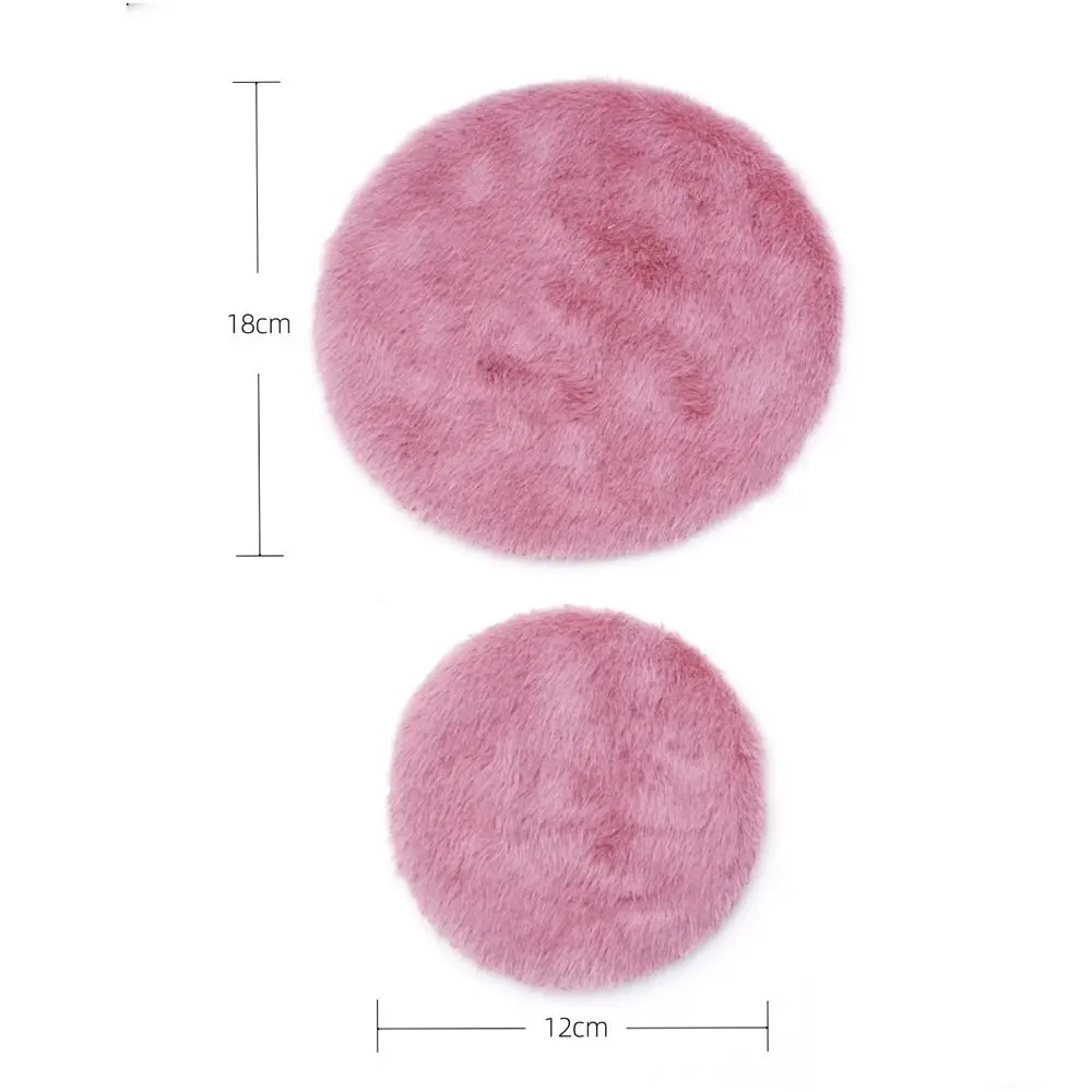 Alfombra de felpa para casa de muñecas – Accesorio infantil decorativo - imagen 4