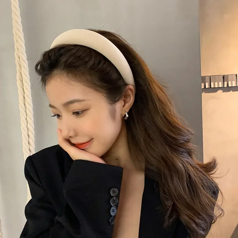 Diadema ancha de esponja lisa para pelo, cómoda y moderna en chicas - imagen 4