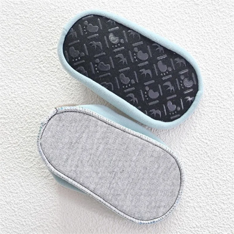 Zapatillas de agua para bebé: primeros pasos, playa y piscina - imagen 5